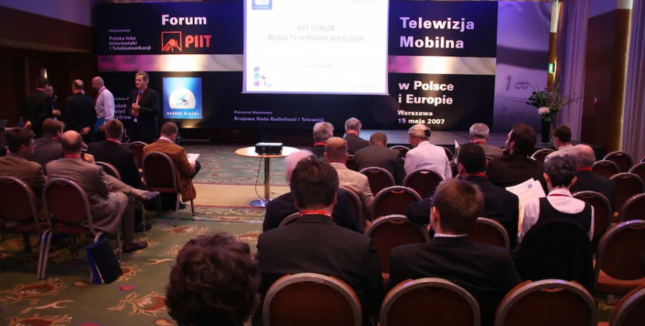 Galeria zdjęć z realizacji - forum mobilna tv 2